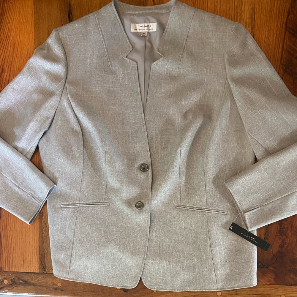 Tahari Arthur S. Levine Classic Lined Gray Blazer, Special Collar Detail, Sz 18W